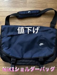NIKE ショルダーバッグのサムネイル