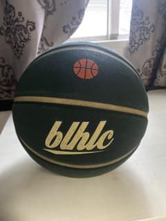 ballaholic バスケットボール　6号　美品とタオルのサムネイル