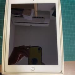 iPad air2 64GB wifiモデルのサムネイル