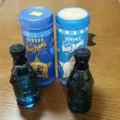 ヴェルサーチブルージーンズのサムネイル