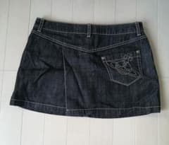 オーブ刺繍のブラックデニムミニスカートのサムネイル