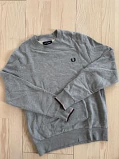 FRED PERRY フレッドペリー スウェット グレー Mのサムネイル