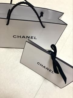 CHANEL ミニショップ袋 ショッパー 横長、簡易箱 セット - メルカリ