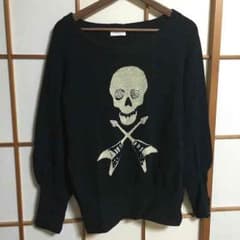 かみこ様専用 ワールドワイドラブ  ドクロ ニットのサムネイル