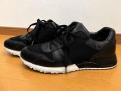 LOUIS VUITTON スニーカー ブラックのサムネイル