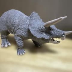 トリケラトプス フィギュアのサムネイル