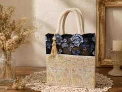 インド刺繍縫い付け ジュートトートバッグのサムネイル