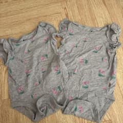 baby gap 花柄ロンパース 12-18ヶ月のサムネイル