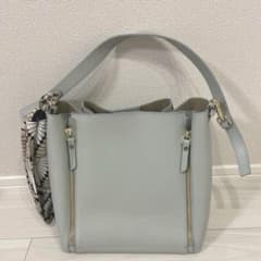 美品GIANNI NOTARO CAROLJ. 2WAY ショルダートートバッグのサムネイル
