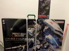 PG RX-93 Vガンダム＋LEDユニットのサムネイル