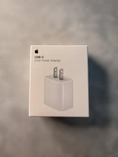 新品 Apple純正 20W USB-C電源アダプタのサムネイル