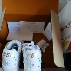 Louis Vuitton #54 スニーカー 村上隆 未使用 マルチカラー - メルカリ