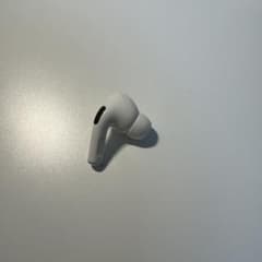AirPods pro 第1世代 右耳 片耳だけ 純正 正規品 - メルカリ