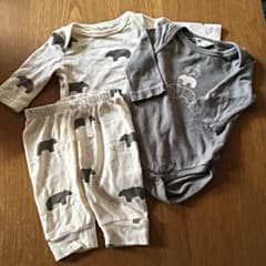 chirorin様専用 ベビーギャップ 新生児肌着セットのサムネイル