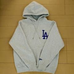 完売品 LA ロサンゼルス・ドジャース スウェットパーカーのサムネイル