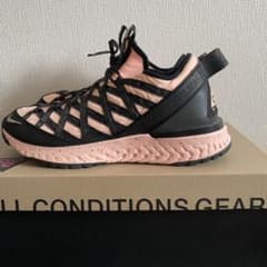 ACG NIKE スニーカーのサムネイル