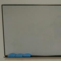 ホワイトボード　180×90　壁掛け　引き取り限定　黒板　ラインのサムネイル