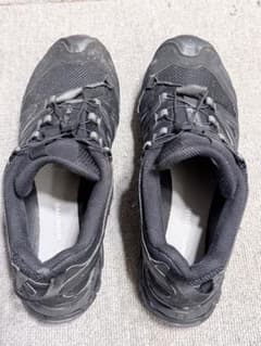 SALOMON（サロモン）のスニーカーのサムネイル