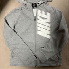 NIKE パーカ　M 150センチ　グレーのサムネイル