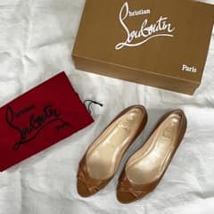 ルブタン　フラットシューズ　23cmのサムネイル