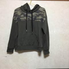 迷彩パーカーのサムネイル
