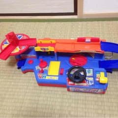 トミカのサムネイル