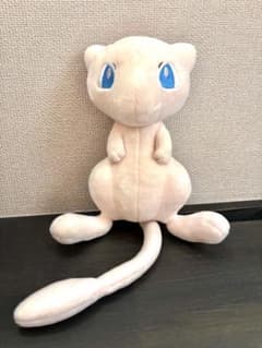 ミュウ　ぬいぐるみ　ポケットモンスターのサムネイル