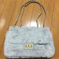 のんぴぴ様専用！！ファーチェーンバッグのサムネイル