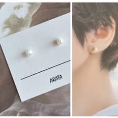 まち針ピアス　ミニピアス　ハンドメイド　白　ホワイトのサムネイル