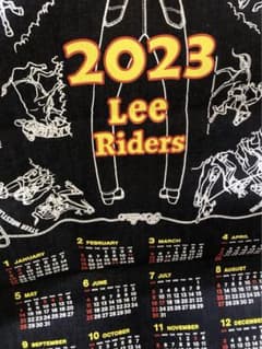 いぶとうた様専用　Lee デニムカレンダー 2023のサムネイル