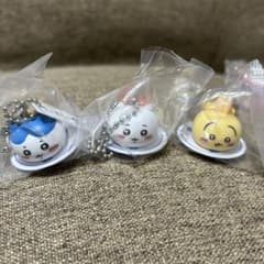 くら寿司 ちいかわコラボ ビッくらポン ちいかわ ハチワレ うさぎ キーホルダーのサムネイル