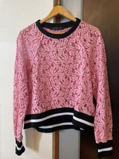 ZARAトップスのサムネイル