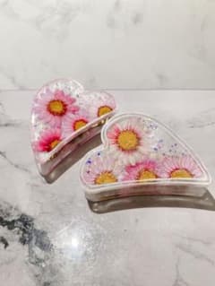 ❤︎フラワー埋め込みヘアクリップ❤︎のサムネイル