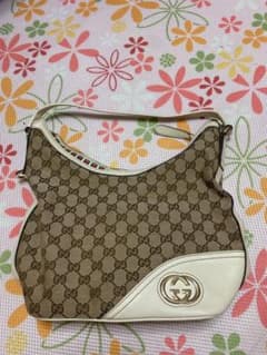 GUCCI グッチ ショルダーバッグのサムネイル