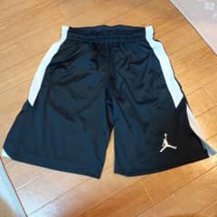 Jordan DRI-FIT 黒バスケパンツのサムネイル