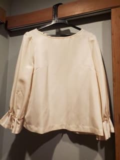 【美品】カットソーのサムネイル