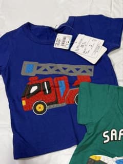 子ども服5点のサムネイル