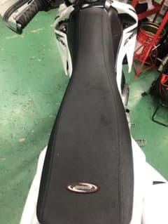 crf250lハイシート　スパイラルのサムネイル