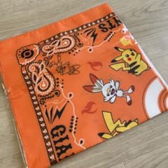 ポケモン オレンジ バンダナ ピカチュウ ヒバニー GIANTSコラボのサムネイル