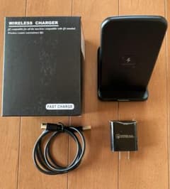 Qi認証 最大15W出力 置くだけ充電！　急速ワイヤレス充電器のサムネイル