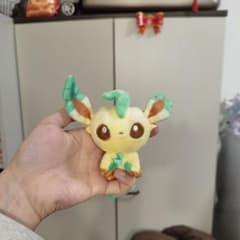 もっちりマスコット DOLLS リーフィア ポケモンセンター ぬいぐるみ