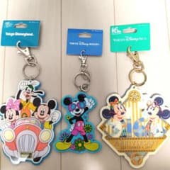 ディズニー キーホルダー キーチェーン - メルカリ