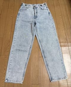 ケミカルウォッシュ デニムパンツのサムネイル