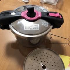 ワンダーシェフの両手圧力鍋5.5Lのサムネイル