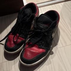 Nike Air Jordan 1 黒/赤 スニーカー aj1 26.5cmのサムネイル