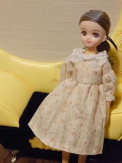 ドール服☆ハンドメイド　キャンディ柄　ワンピースのサムネイル