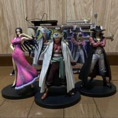 激レア ONE PIECE ワンピース バギー ハンコック ミホーク フィギュア