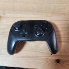 任天堂純正 Nintendo Switch Proコントローラー 本体のサムネイル