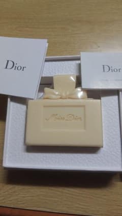 美品‼️Dior・非売品。のサムネイル
