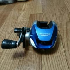 ベイトリール シマノ BASSRISEのサムネイル